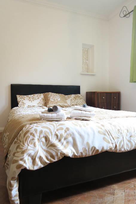 Oyo Guest House Ellipse Whetstone Стая снимка