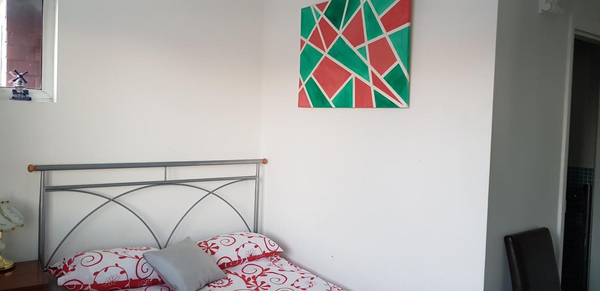 Oyo Guest House Ellipse Whetstone Екстериор снимка